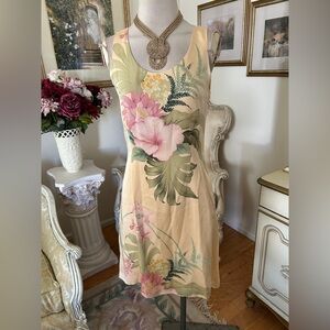 Tommy Bahama like new so summery 100% silk dress size 6